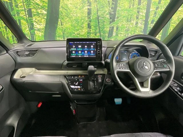 Mitsubishi DELICA MINI G　プレミアム photo 2