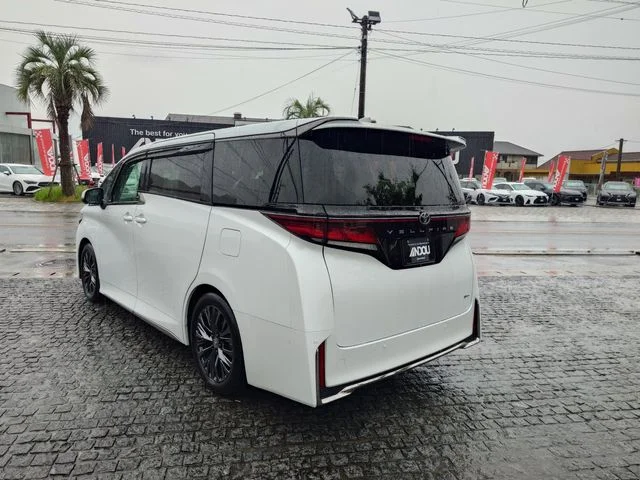 Toyota VELLFIRE HYBRID Z　プレミア photo 3