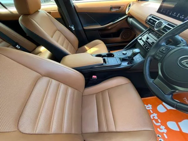 Toyota LEXUS IS300 バージョンL photo 2