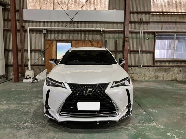 Toyota LEXUS UX200 バージョンC photo 2