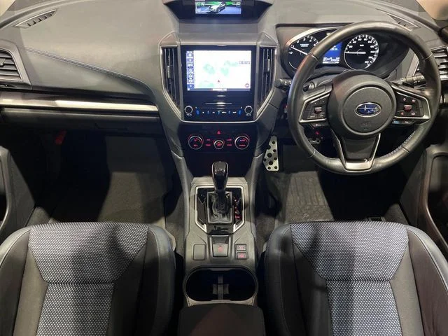 Subaru SUBARU XV HYBRID アドバンス photo 2
