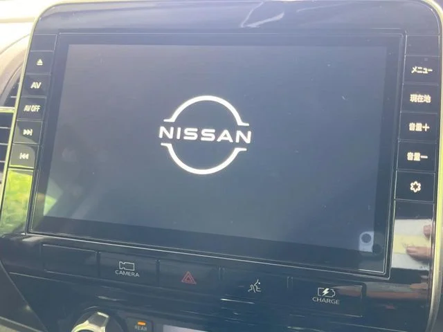 Nissan SERENA WG e−POWER　ハイウェイスター　V photo 3