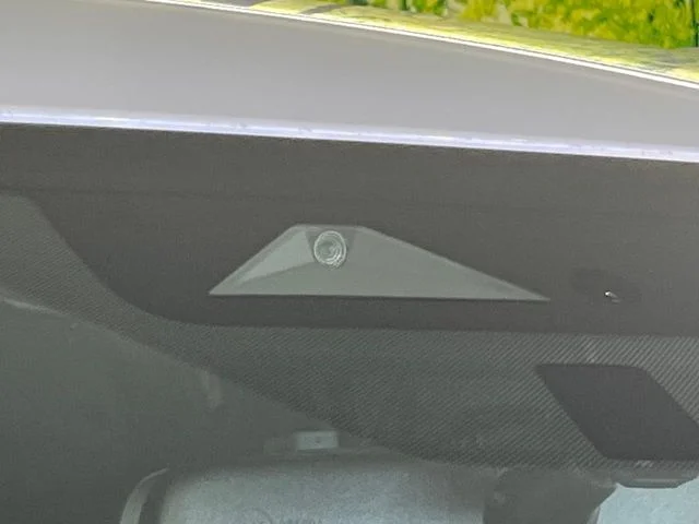 Mitsubishi OUTLANDER PHEV P photo 3