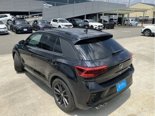 Volkswagen VOLKSWAGEN T-Roc R　ブラックスタイル photo 3