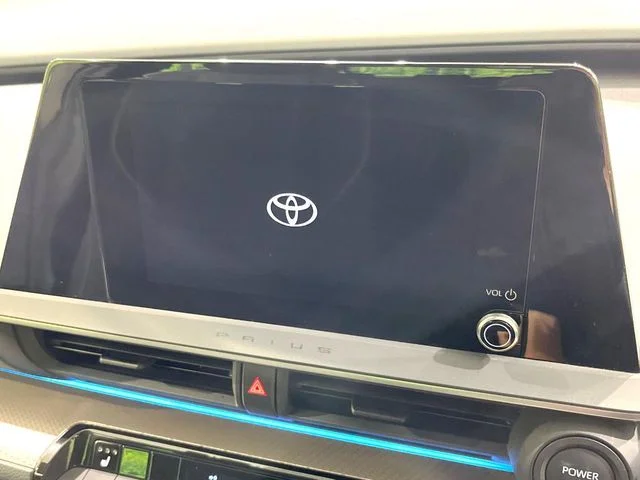 Toyota PRIUS 4WD G photo 3