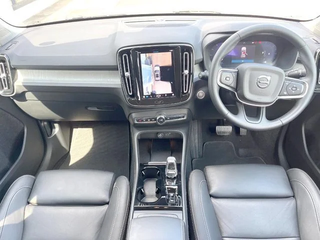 Volvo VOLVO XC40 アルティメット　B4　AWD photo 2