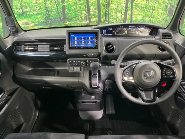 Honda N BOX CUSTOM L photo 2