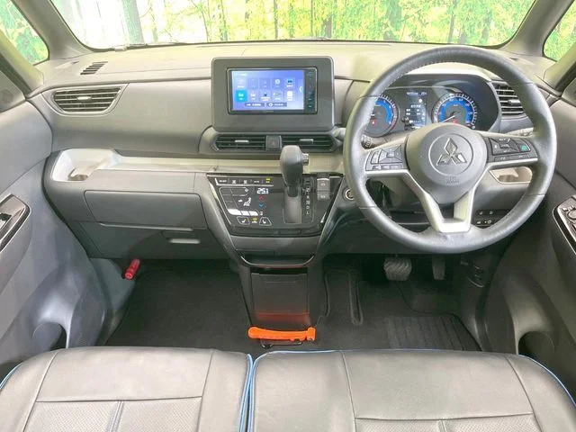 Mitsubishi DELICA MINI G　プレミアム　リミテッドエディション photo 2