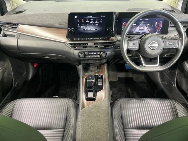 Nissan AURA G　レザーエディション photo 2