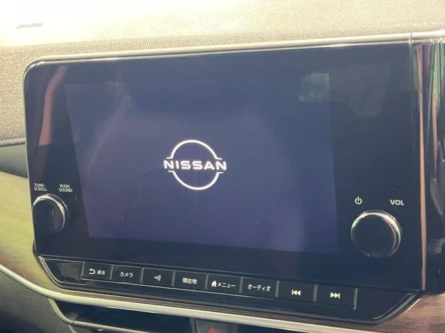 Nissan AURA G　レザーエディション photo 4