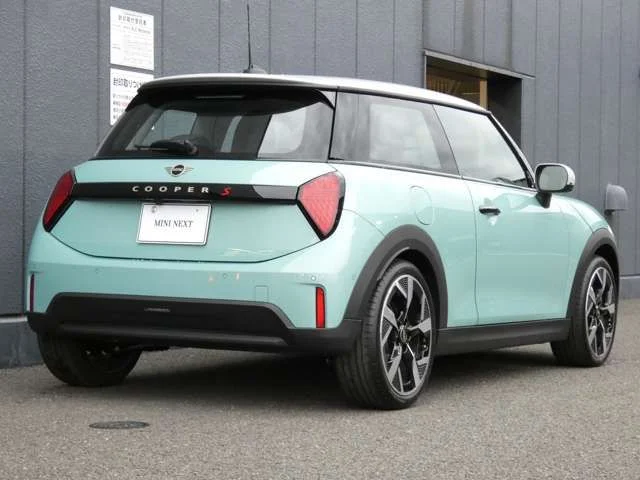 Bmw MINI COOPER クーパーS　3ドア　DCT photo 2