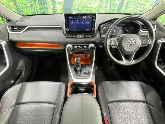 Toyota RAV4 4WD アドベンチャー photo 2