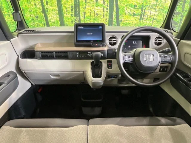 Honda N BOX ベースグレード photo 2