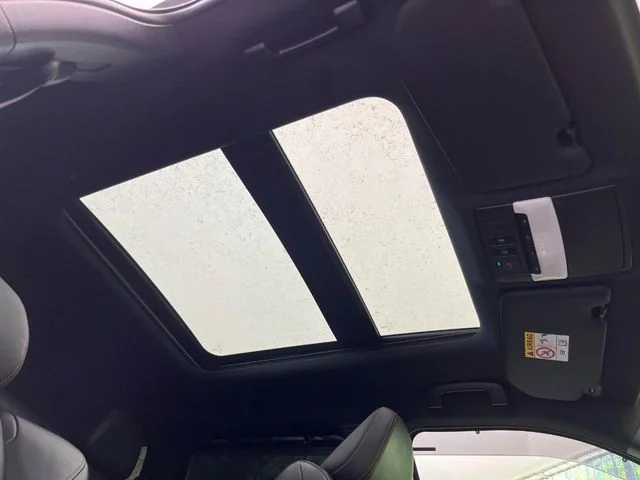 Mitsubishi OUTLANDER PHEV P photo 3