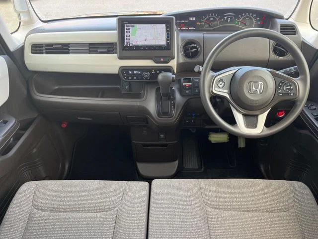 Honda N BOX G photo 2