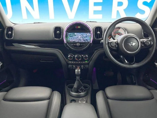 Bmw MINI COOPER D CROSSOVER ノーフォーク　エディション photo 2