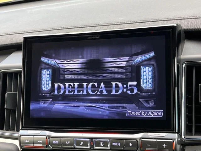 Mitsubishi DELICA D:5 4WD シャモニー photo 4