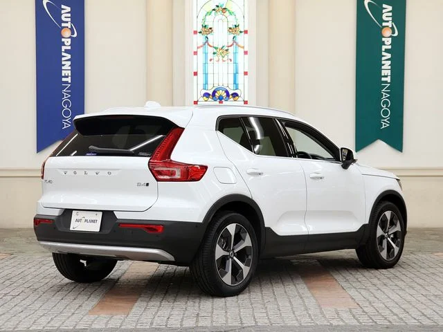 Volvo VOLVO XC40 B4 photo 3