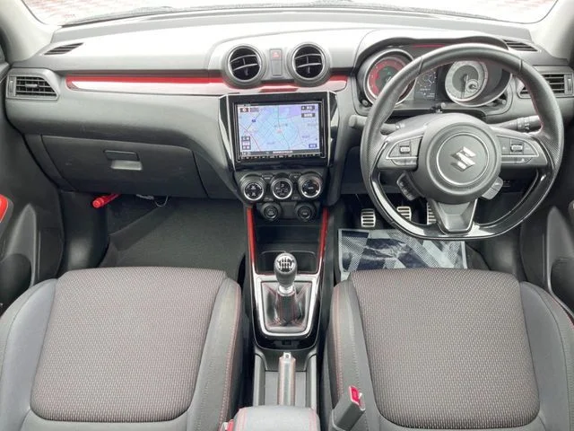 Suzuki SWIFT スポーツ photo 2