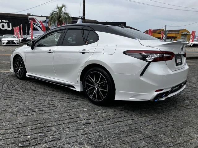 Toyota CAMRY HYBRID WS　レザーパッケージ photo 4