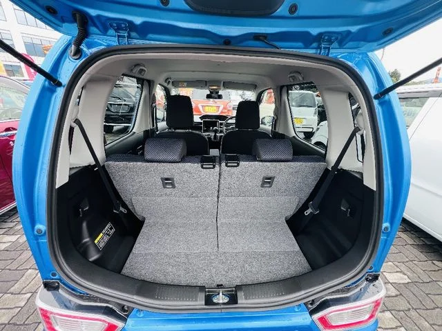 Suzuki WAGON R 4WD ハイブリッド　FZ photo 4