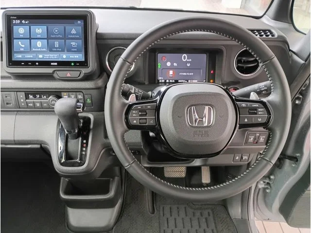 Honda N BOX CUSTOM 4WD ターボ　コーディネートスタイル　2トーン photo 2