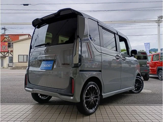 Honda N BOX CUSTOM 4WD ターボ　コーディネートスタイル　2トーン photo 3