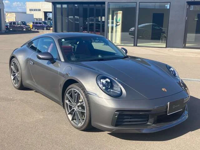 Porsche PORSCHE 911 カレラ4　PDK photo 3