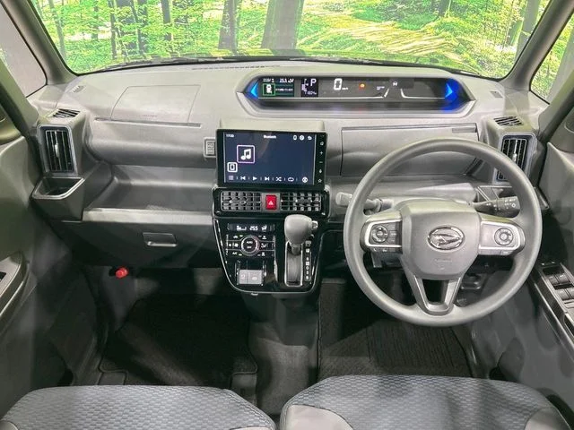 Daihatsu TANTO CUSTOM X photo 2