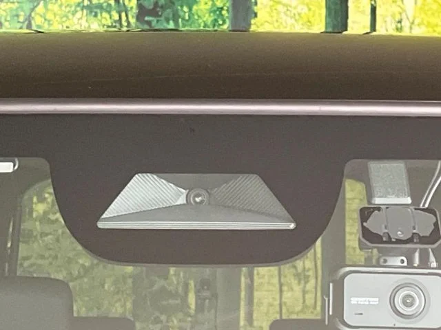 Honda N BOX CUSTOM ベースグレード photo 3