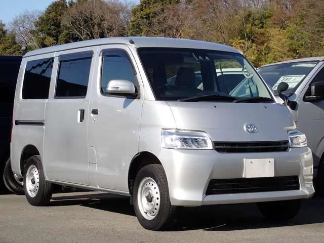 Toyota TOWNACE van 2WD GL　スマートアシスト　2／5人乗り photo 3