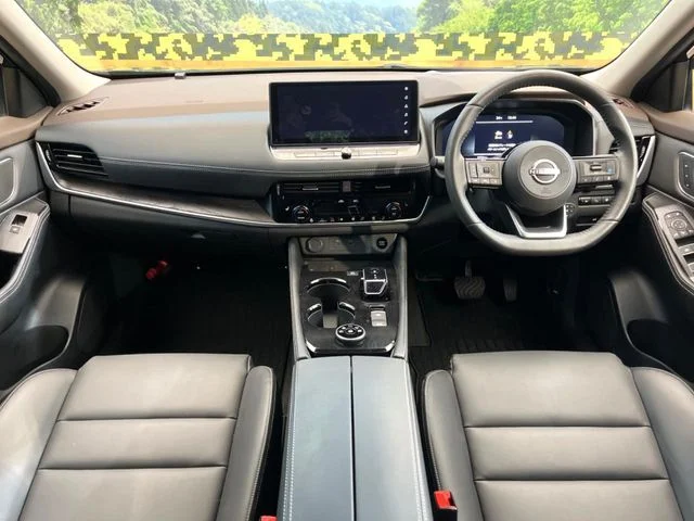 Nissan X-TRAIL HYBRID 4WD G　e−4ORCE photo 2