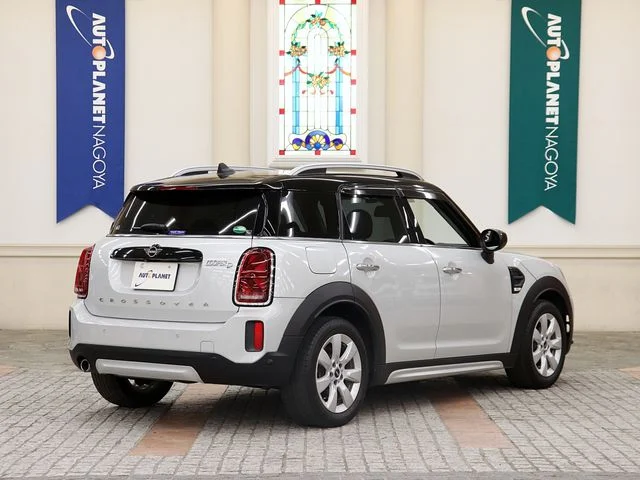 Bmw MINI COOPER D CROSSOVER ベースグレード photo 3
