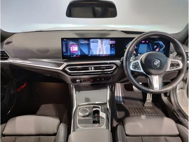 Bmw BMW 3series TOURING 320d　xDrive　Mスポーツ photo 2