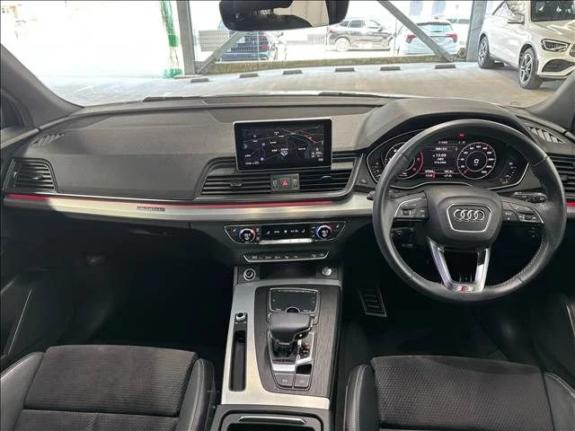Audi AUDI Q5 40TDI　クワトロ　スポーツSラインP photo 3
