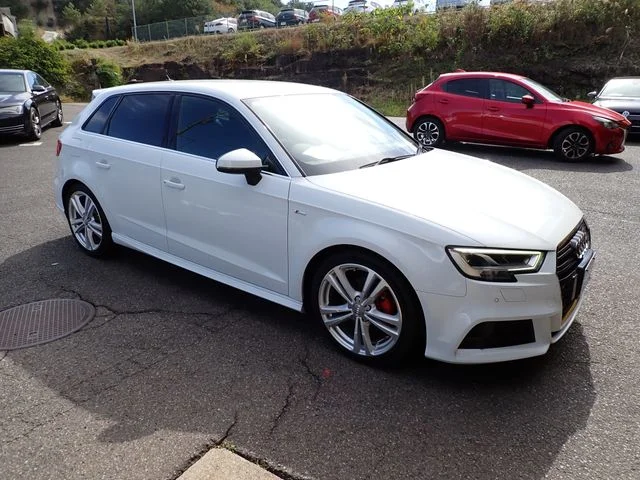 Audi AUDI A3 SPORTBACK 30　TFSI　スポーツ　Sラインパッケ photo 4