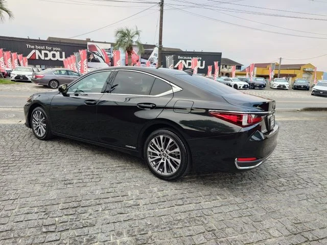 Toyota LEXUS ES300h ベースグレード photo 4