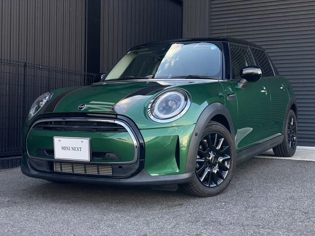 Bmw MINI COOPER D 5DOOR ベースグレード photo 2