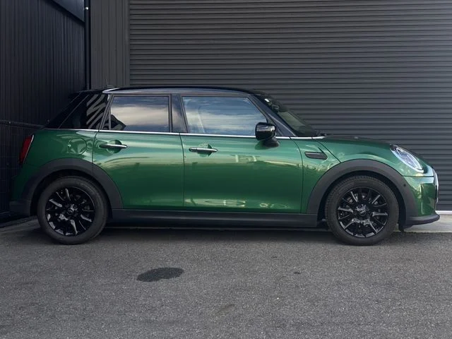 Bmw MINI COOPER D 5DOOR ベースグレード photo 3