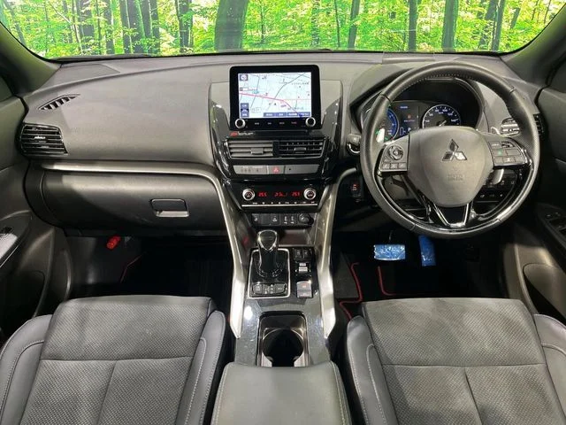 Mitsubishi ECLIPSE CROSS PHEV ブラックエディション photo 2