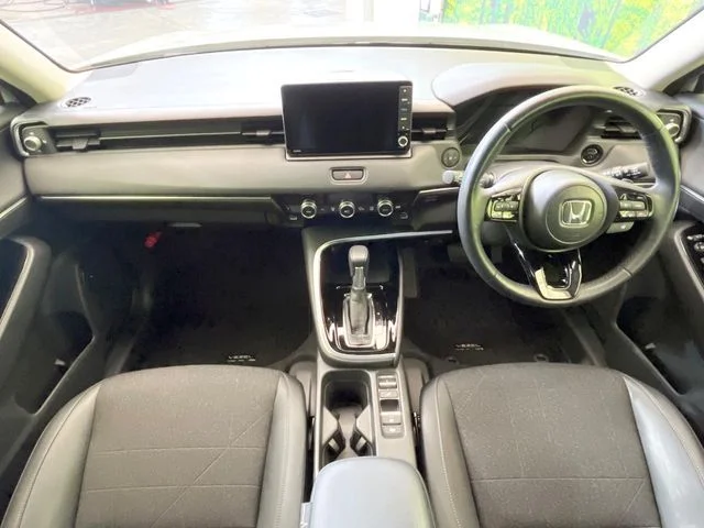 Honda VEZEL e:HEV Z photo 2