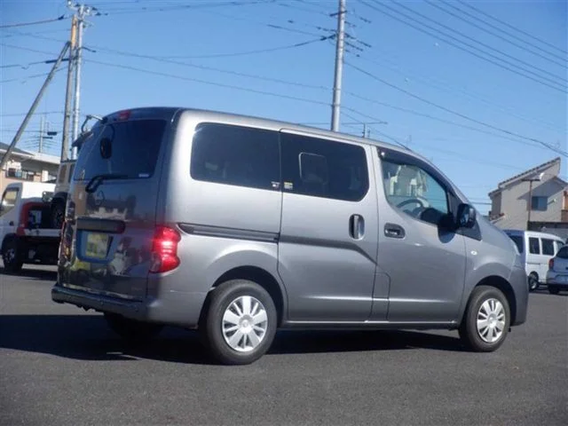 Nissan NV200 VANETTE van GX photo 3