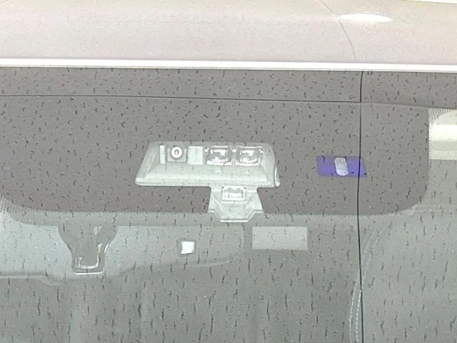 Mitsubishi OUTLANDER PHEV G photo 4