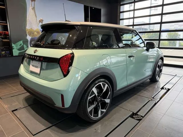Bmw MINI COOPER S photo 2