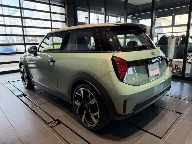 Bmw MINI COOPER S photo 4