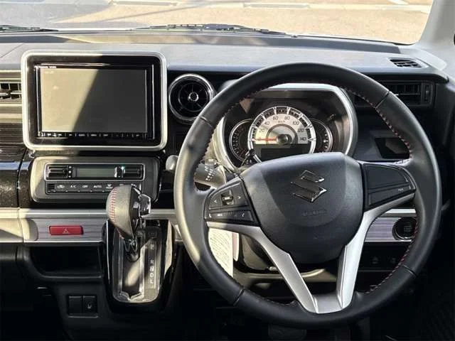 Suzuki Spacia custom ハイブリッドXS photo 2