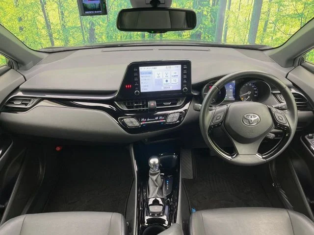 Toyota C-HR Gモードネロセーフティプラスハイブリッド photo 2