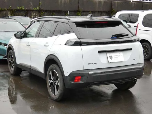 Peugeot PEUGEOT 2008 GT　ブルーHDi photo 2