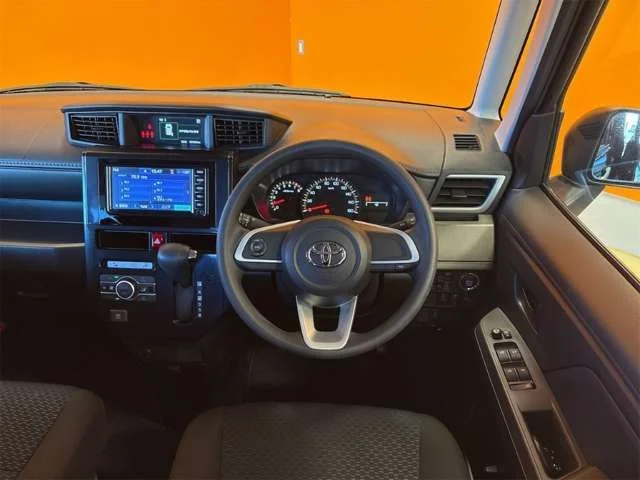 Toyota ROOMY G photo 2