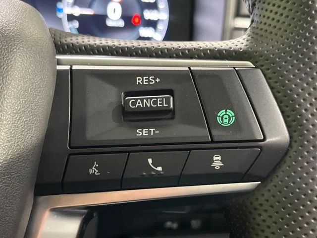 Mitsubishi OUTLANDER PHEV ブラックエディション photo 4